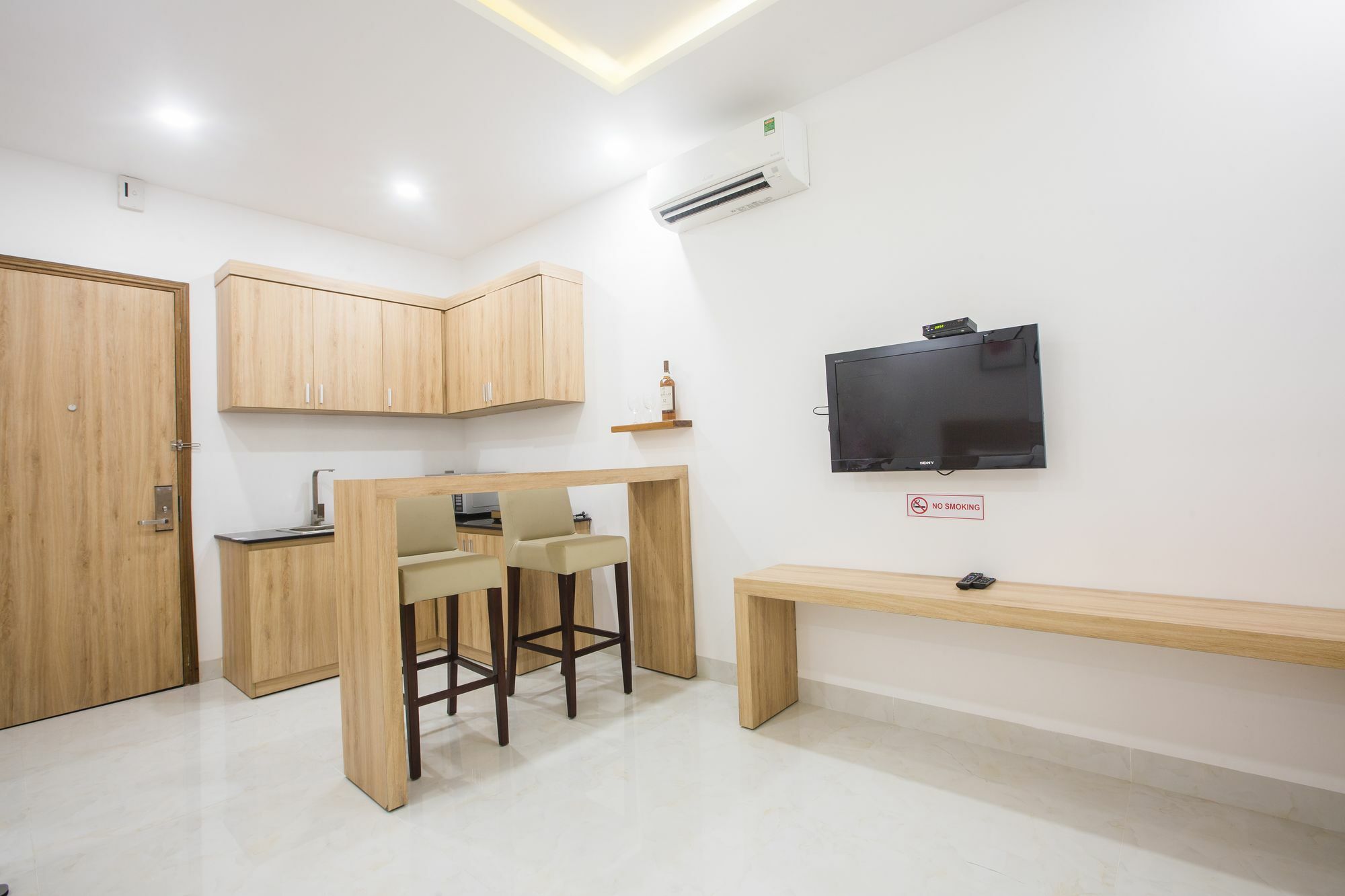 Continent Hotel ดานัง ภายนอก รูปภาพ