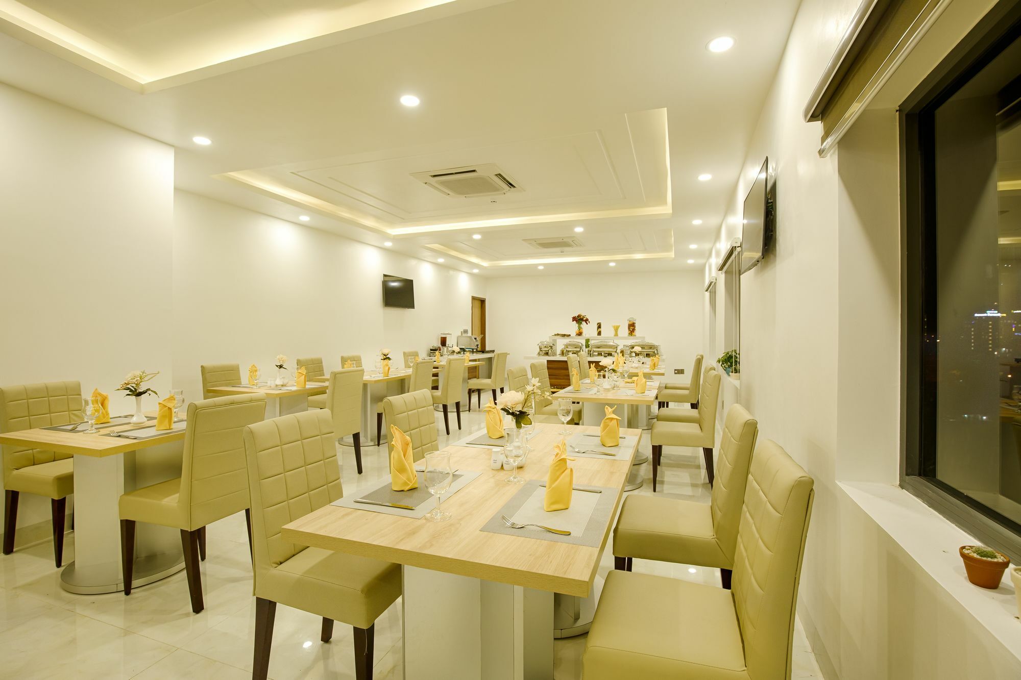 Continent Hotel ดานัง ภายนอก รูปภาพ